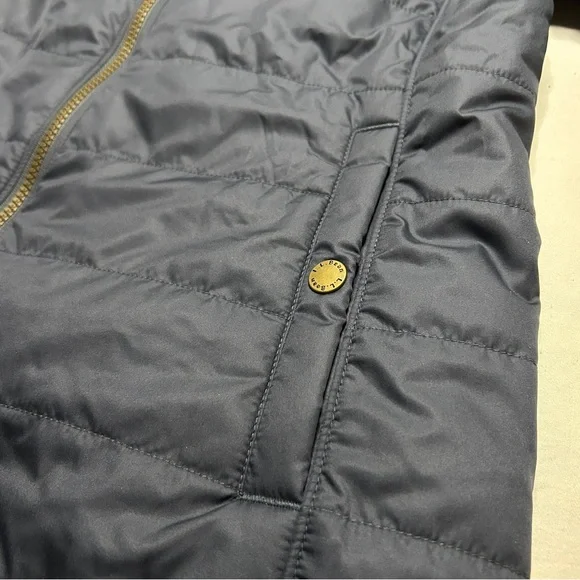 LLbean Women’s Mountain Classic Puffer Jacket XS Gunmetal Gray - Picture 9 of 10